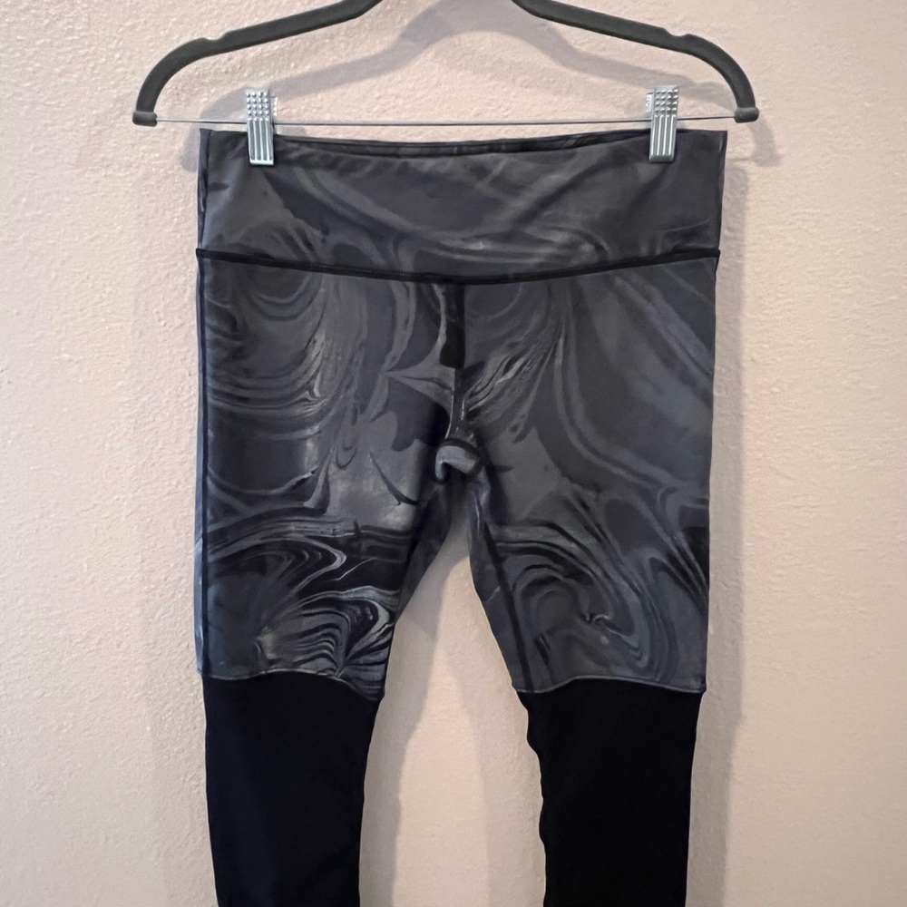 Alo Yoga Goddess Legging Gray Marble Black Medium